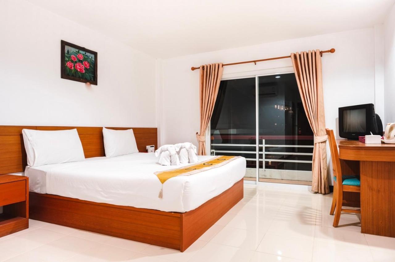 Neptuna Hotel Patong Buitenkant foto